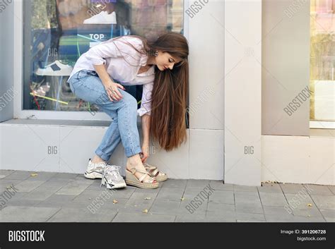 Young Beautiful Woman Image And Photo Free Trial Bigstock