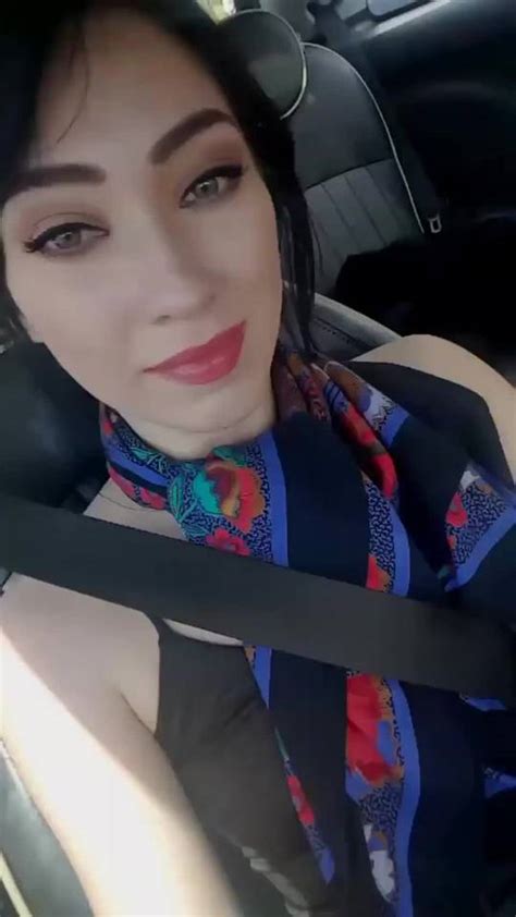 Aria Alexander Rubs Her Pussy In The Car Scrolller