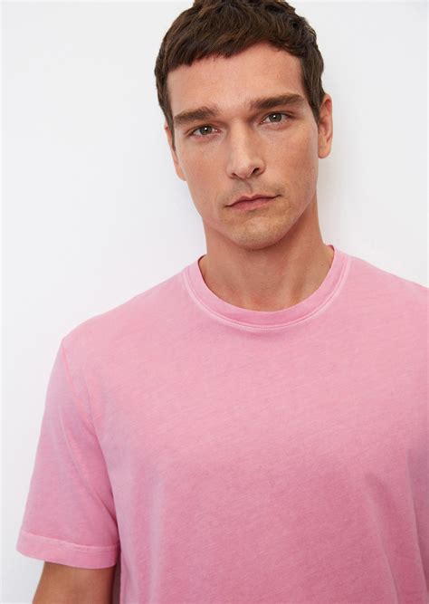 round neck t shirt in a regular fit made of pure organic cotton rose short sleeve marc o polo