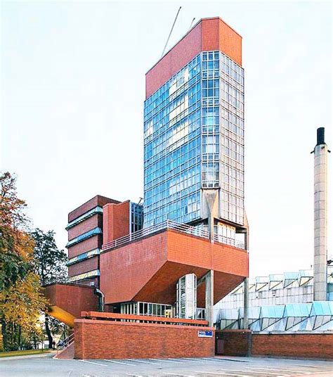 Leicester University, Engineering Building, James Stirling Architect