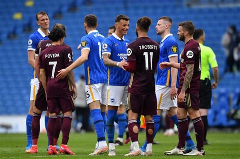 Latest on leeds united midfielder ezgjan alioski including news, stats, videos, highlights and more on espn. Leeds United transfer target eases worries after Ezgjan ...