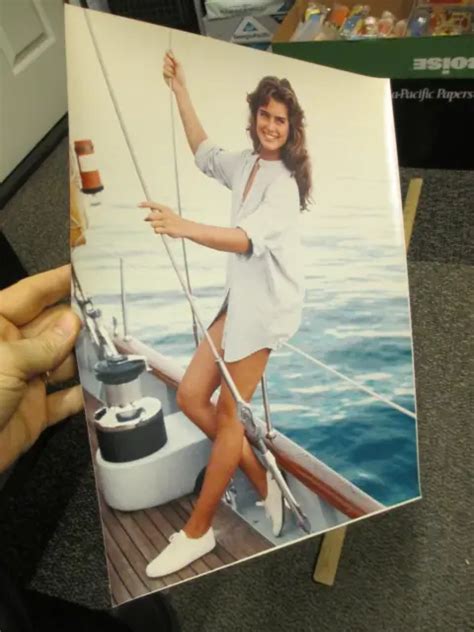 Tv Guide Cover Portrait 1984 Brooke Shields Ocean Sailboat Age 19 149