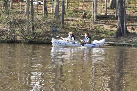 These cabins are fully furnished and provide everything you need. Just inside front door of Cabin 9 - Picture of Bear Creek ...