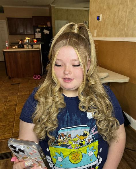 Honey Boo Boo 17 Shows Off Messy Kitchen Including Dirty Plastic