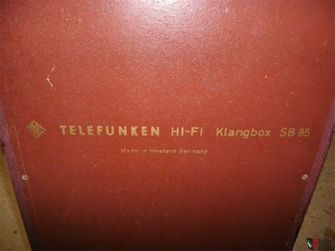 Telefunken Floor Standing Speakers Klangbox Sb 85 Mint For Sale
