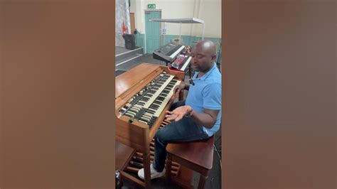Introduction To Hammond Organ B3000 Youtube