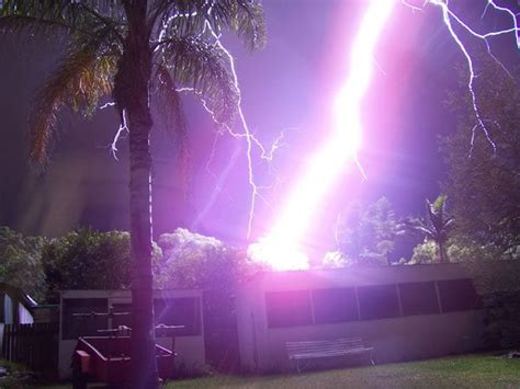 Lightning Bolt Hitting A House Pics