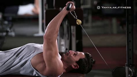 Cable Lying Triceps Extension تمرين عضلات الترايسبس Youtube