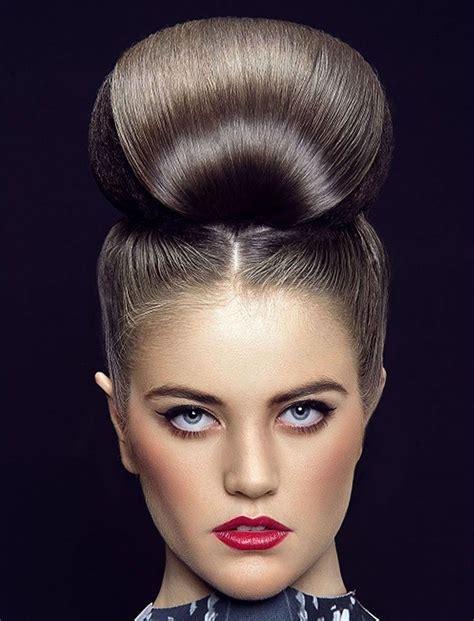 Updo Hairstyles For Round Square Oval Faces Haircutsforovalfaces Hair Styles