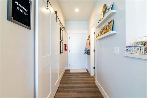 Small Hallway Decorating Ideas With Tips And Tricks Go Get Yourself