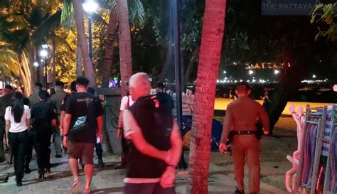 Pattaya Police Registering And Fining Suspected Transgender Prostitutes On Pattaya Beach The