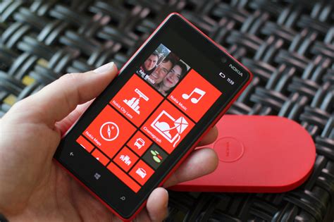 Nokia Lumia 920 Now Official With Windows Phone 8