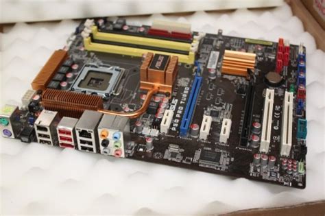 Asus P5q Pro Turbo Socket Lga775 Intel Core2 Quad Extreme
