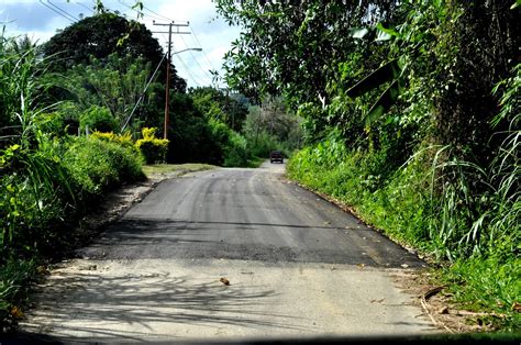 Kampung Pamilaan Jalan Rosak Dan Berlubang Di Kampung Pamilaan Dibaiki