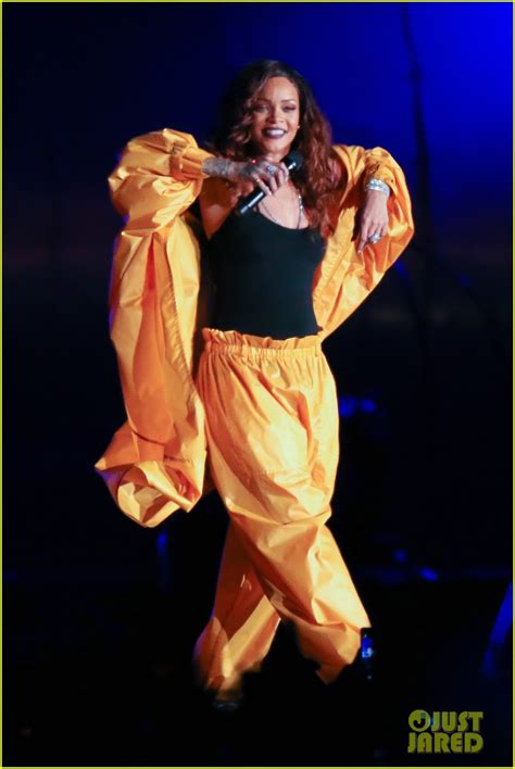 The united states is the world's leading producer and consumer of phosphate rock, which is used to manufacture phosphate fertilizers and industrial products. Rihanna's Rock in Rio 2015 Full Performance Video - Watch ...