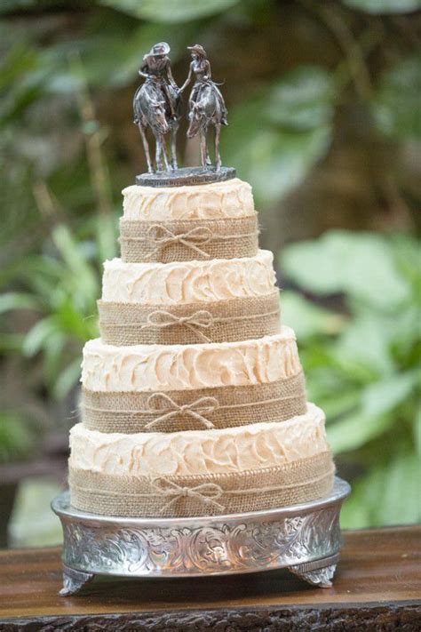 Snow leopards wild cats wedding cake topper! Unique Wedding Cake Toppers - Rustic Wedding Chic