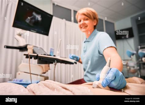 Gynäkologische Sonographie Fotos Und Bildmaterial In Hoher Auflösung Alamy