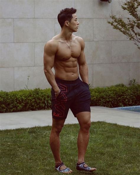 Pin By Destinasian On Fitness Korean Male Models Super Human Athletic Body Types
