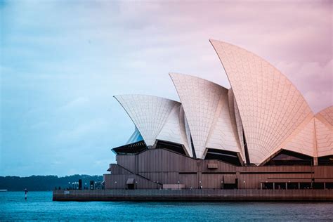 Top 15 Biggest Landmarks in Australia and Oceania (2021)