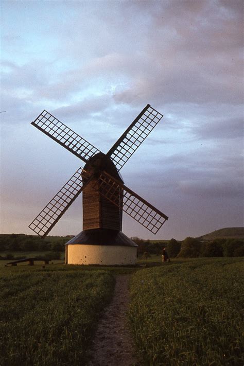 Pitstone Windmill Near Ivinghoe © Colin Park Cc By Sa20 Geograph