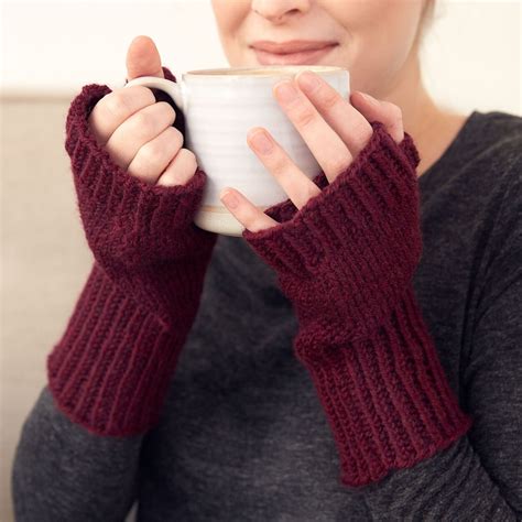 Jan 12, 2017 · if you've ever wondered how to knit a pair of fingerless mittens, this is the pattern for you. Patons Fingerless Knit Gloves, S/M Pattern ...