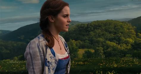 Qui Chante Dans La Belle Et La Bete Le Film - La Belle et la Bête: Emma Watson chante dans un nouveau teaser! - GeekQc.ca
