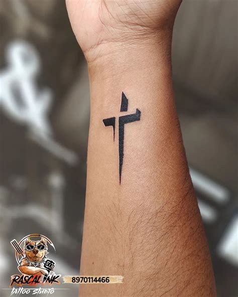 Share 101 About Simple Cross Tattoo Designs Best Indaotaonec