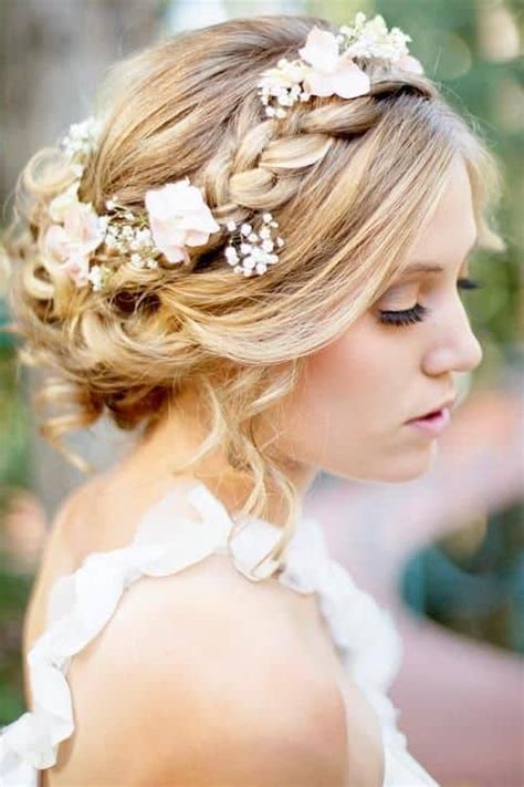 Ideias diy my flower flower crowns floral flowers bridal crown wedding flowers wedding crowns wedding veils hair wedding. Simple DIY Wedding Flower Hair Designs - Wholesale Flowers