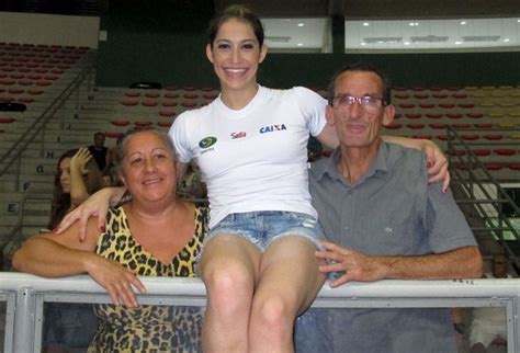 Daniele matias hypólito is a brazilian gymnast who competed in the 2000, 2004, 2008, 2012 and 2016 olympic games. Páscoa em família: irmãos Hypolito vibram com torcida dos ...
