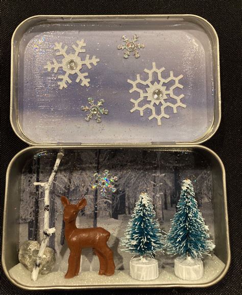 Mini Diorama Winter Wonderland Etsy In 2021 Altoid Tin Diorama