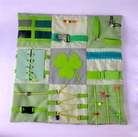 Neugeborenes kleinkind babys milestone decke foto fotografie werkzeug prop brief kulisse uhr kalender hintergrund blanket (licht). Alzheimer-Decke, Steppdecke, Zappendecke, Ergotherapie ...