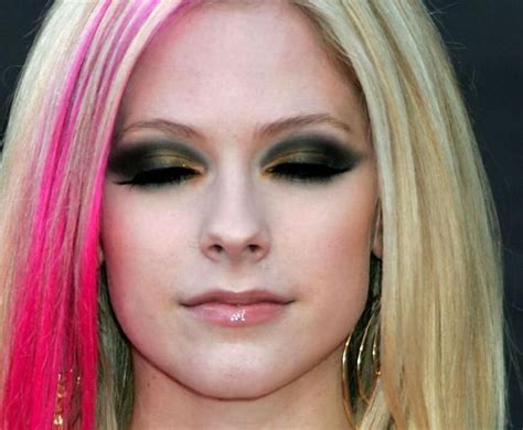 Resultado De Imagen Para Avril Lavigne Makeup Halloween Makeup Scary