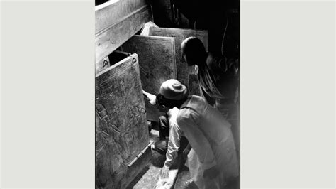 king tutankhamun how a tomb cast a spell on the world bbc culture