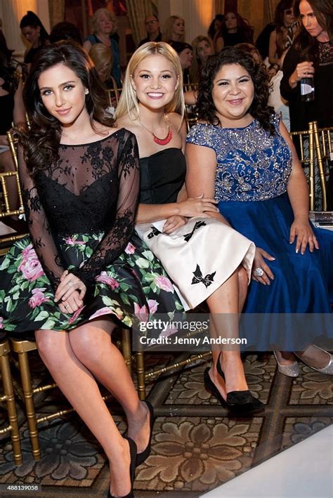 Ryan Newman Olivia Holt And Raini Rodriguez Attend Sherri Hill Nachrichtenfoto Getty Images