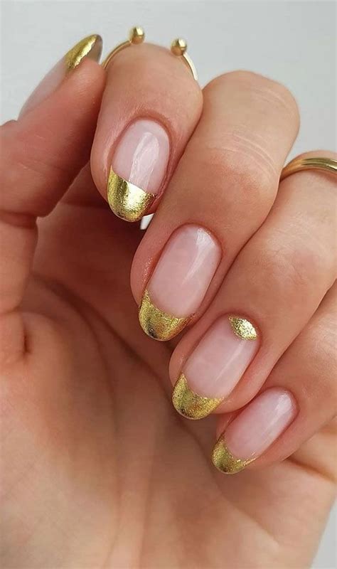 Stylish Nail Art Designs That Pretty From Every Angle Metallic Gold