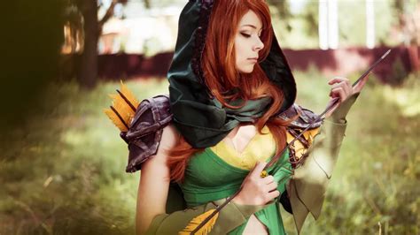 Cosplay Windranger Dota 2 Windranger Cosplay Young Woman Redhead Little Face Darling