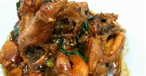 Ayam mentega merupakan salah satu menu olahan ayam yang diolah dengan mentega serta berbagai bumbu tambahan sehingga menciptakan rasa yang sangat lezat. Resep Ayam Oven Mentega - Resep Ayam Saus Mentega Restoran ...