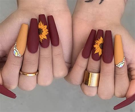 Pin By Sonias Boards On Nails Fall Fall Acrylic Nails Sunflower