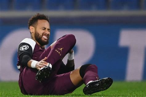 Jack grealish, do aston villa, que já foi anunciado e será o camisa 10, e harry kane, do tottenham, um. Neymar não participa de treinamento e desfalca PSG na ...