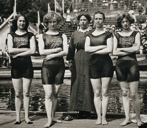 History Of Competitive Swimwear Wikipedia