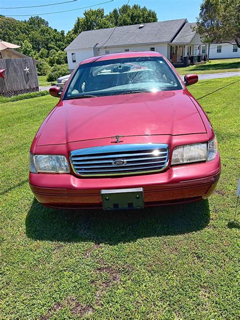 2002 Ford Crown - Cars & Trucks - Eden, North Carolina | Facebook