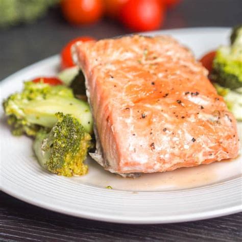 Preheat the oven to 450 degrees f. Oven Poached Salmon with Cherry Tomatoes and Broccoli {GF ...