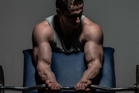 Antrenament Pentru Biceps Masiv Stai în Formă