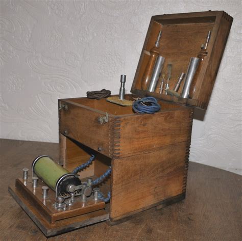 Vintage Induction coil / electric shocking machine -- Antique Price