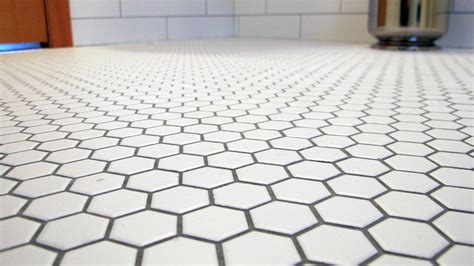 20 White Hexagon Tile With Light Grey Grout