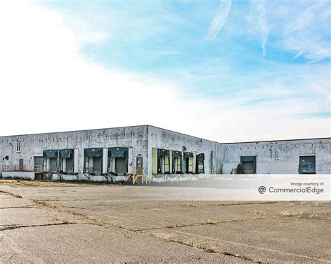 Bridgewater Industrial Park 1211 Ford Road Property And Listing Details