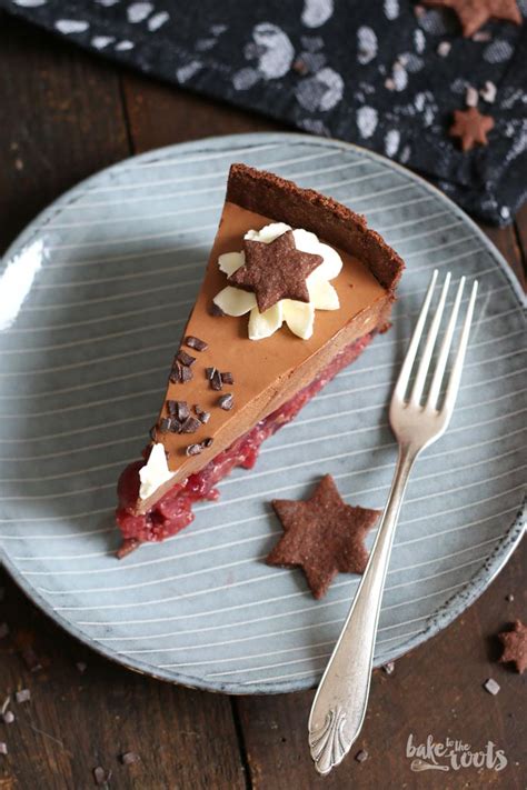 White chocolate cherry mousse layer: Cherry Chocolate Mousse Cake - Bake to the roots