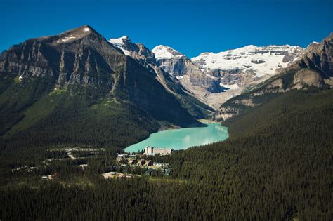What To Do On A Day Trip To Lake Louise Avenue Calgary