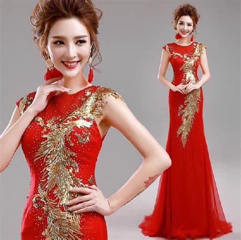 Fashionable New Red Lace Embroidery Long Cheongsam Qipao Chinese