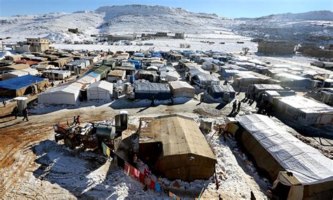 Lebanon Accused Of Turning Away Some Palestinian Syrian Refugees World News The Guardian